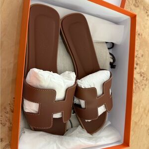 Hermes Oran Sandals